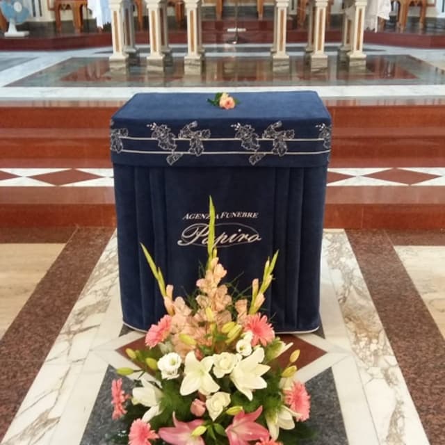 Agenzia Funebre Papiro - Immagine 1