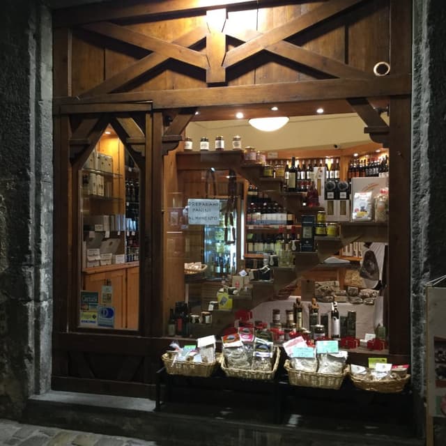 Alimentari Gennari Spoleto - Immagine 1