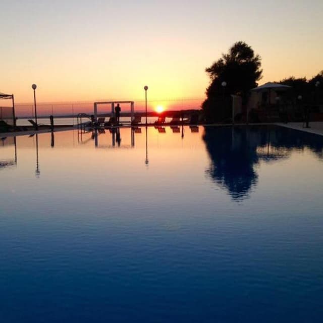 Ara Solis Hotel - Immagine 1