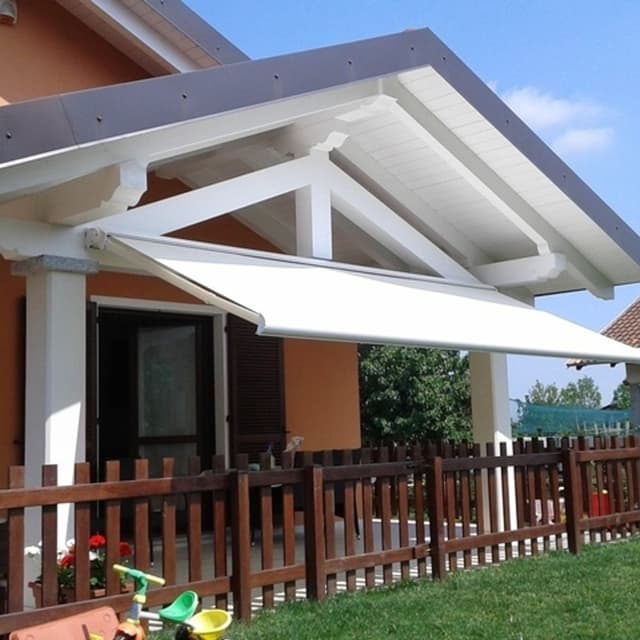 Artigiana Tende - Tendaggi e Tende da Sole - Immagine 1