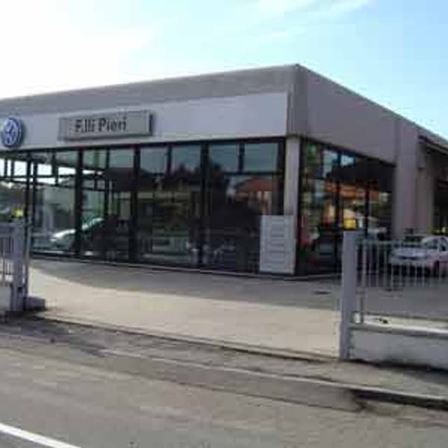 Autocarrozzeria F.lli Pieri - Immagine 1