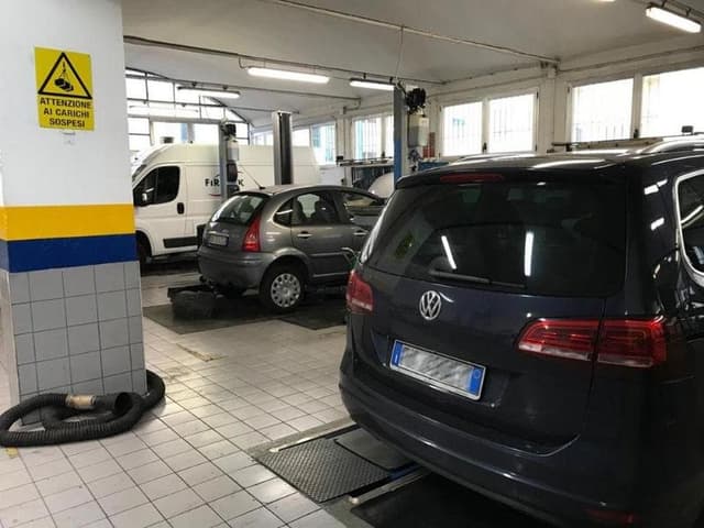 Autocentro Riparazioni Verrilli - Immagine 2