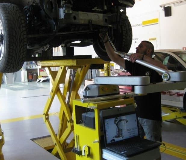 Autofficina Carrozzeria  Bortolotti S.r.l.s. - Immagine 1