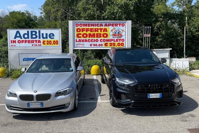 Autolavaggio Arcobaleno - Immagine 2