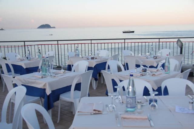 B&B Hotel Bel Sit - Immagine 1