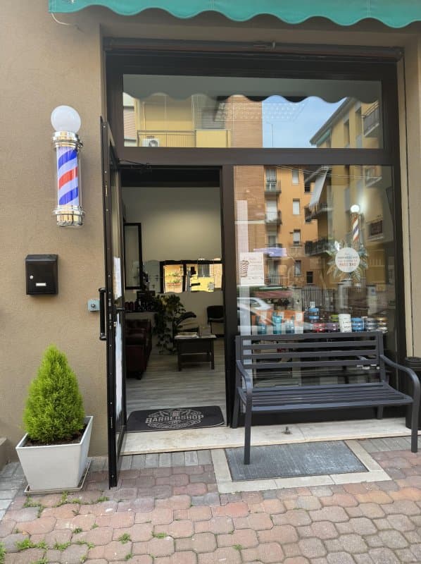 Bull's eye Barbershop - Immagine 2