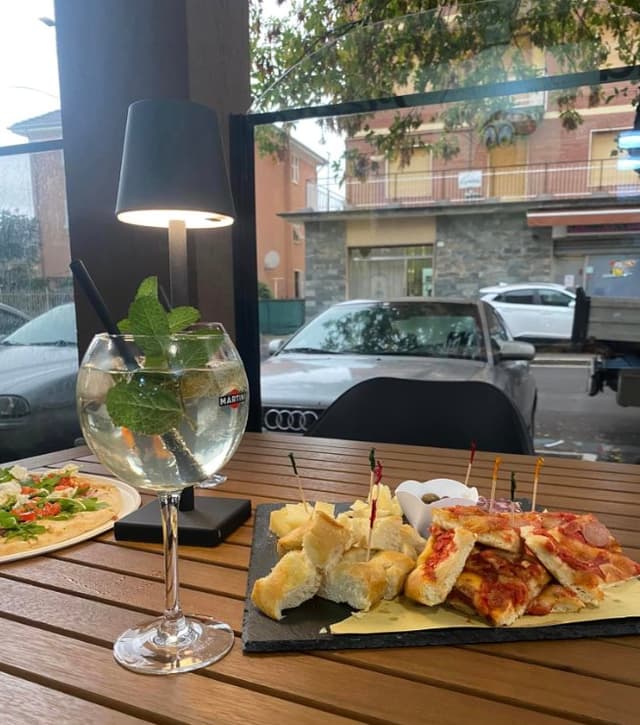 Caffetteria tavola calda Pizza & Cor - Immagine 2