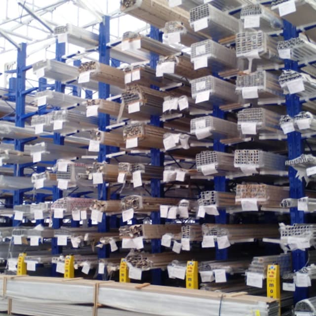 C.D.C. Scaffalature - Immagine 1