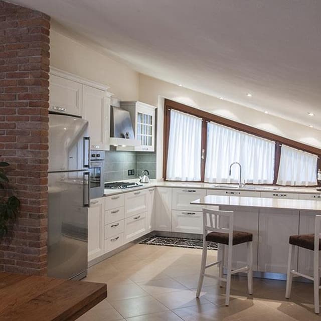 Ceccato Mobili - Immagine 1