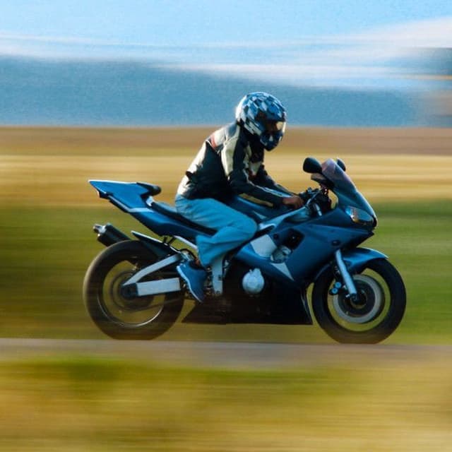 Centro Revisioni Auto Moto 095 - Immagine 1