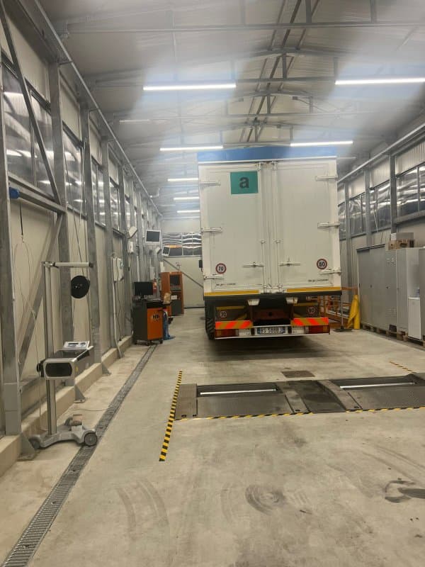 Centro Revisioni Tachis - Immagine 2