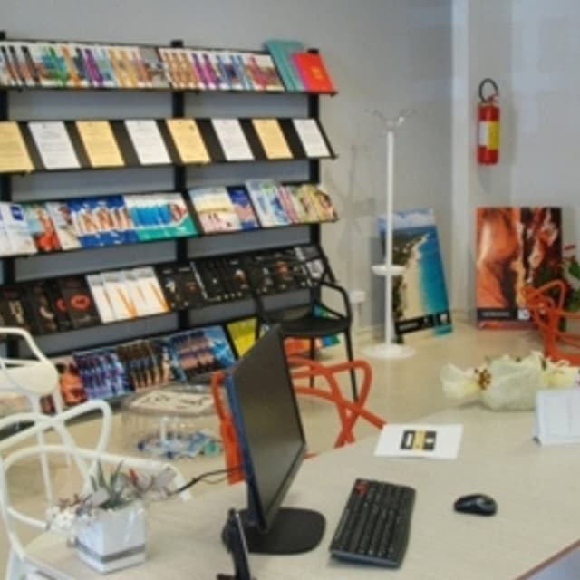 Cinti Viaggi - Immagine 1