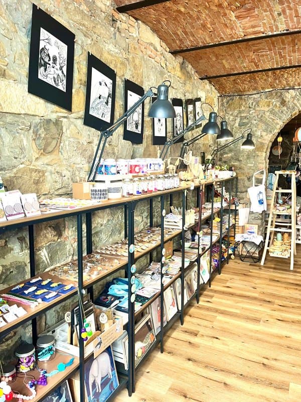 Cucù, un abbraccio che colora - Immagine 1