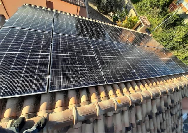 Elettrica Ferretti - Impianti Fotovoltaici - Immagine 1