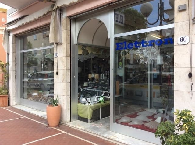 Elettron - Immagine 2