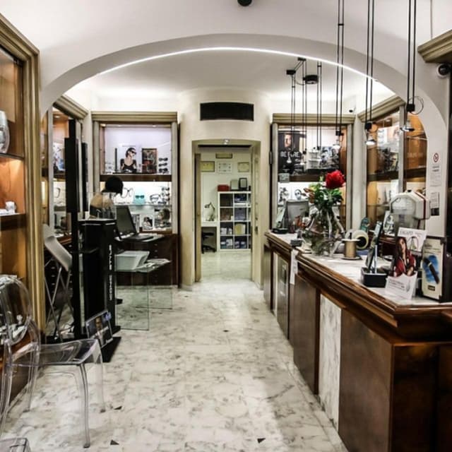 Ferretti Oreficeria Ottica Orologeria - Immagine 1