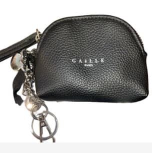 Free Zone Fashion Store - Immagine 1