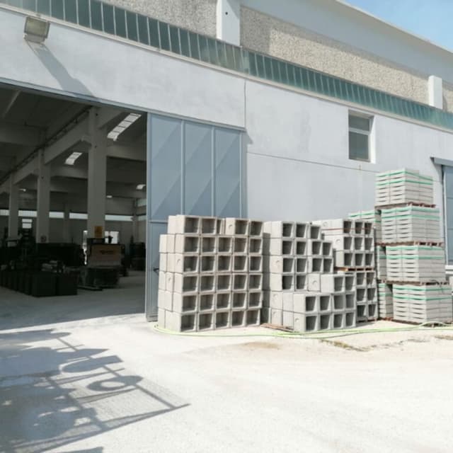 Gatto - Manufatti in Cemento - Immagine 1