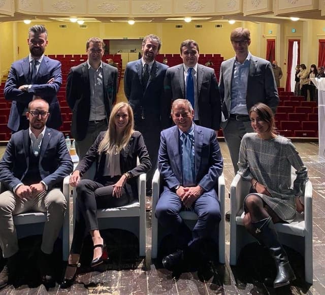 Heads Hunters S.n.c. - Immagine 1