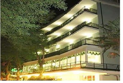 Hotel Plaza - Immagine 1