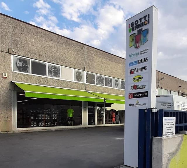 Isotti Vernici - Immagine 1