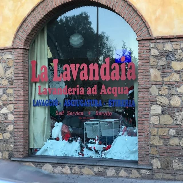La Lavandaia - Immagine 1