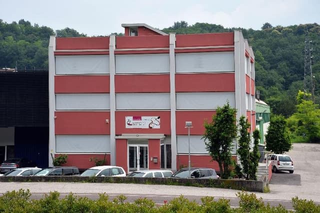 Laboratorio Enochimico Ex Allievi - Immagine 1