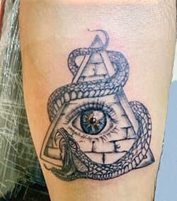 Luci ed Ombre Ink Tattoo Studio - Immagine 1