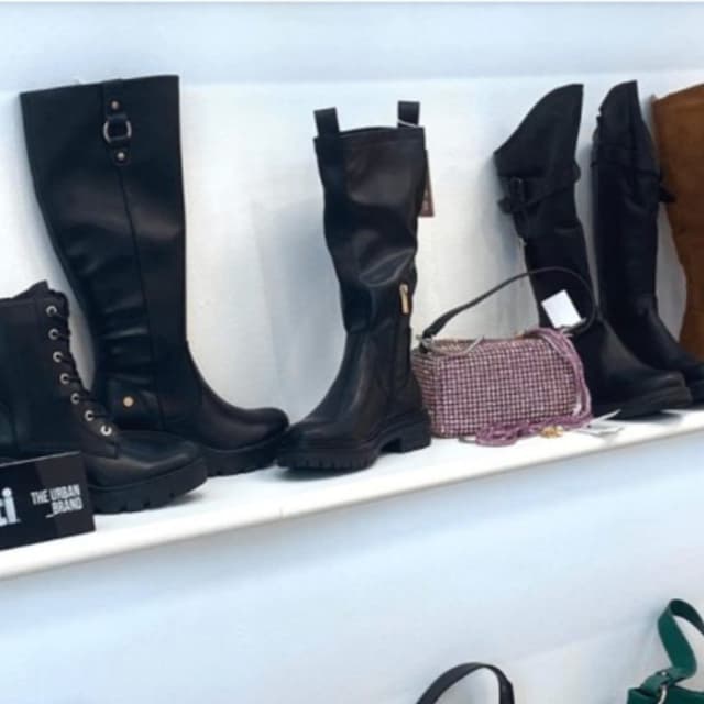 Moony Scarpe e Accessori - Immagine 1