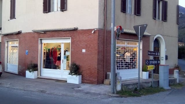 Pensare Positivo Sartoria e Abbigliamento - Immagine 1