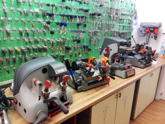 Tacchi e Chiavi - Immagine 2