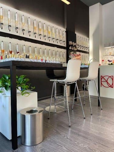 Conia Taberna Vngventaria