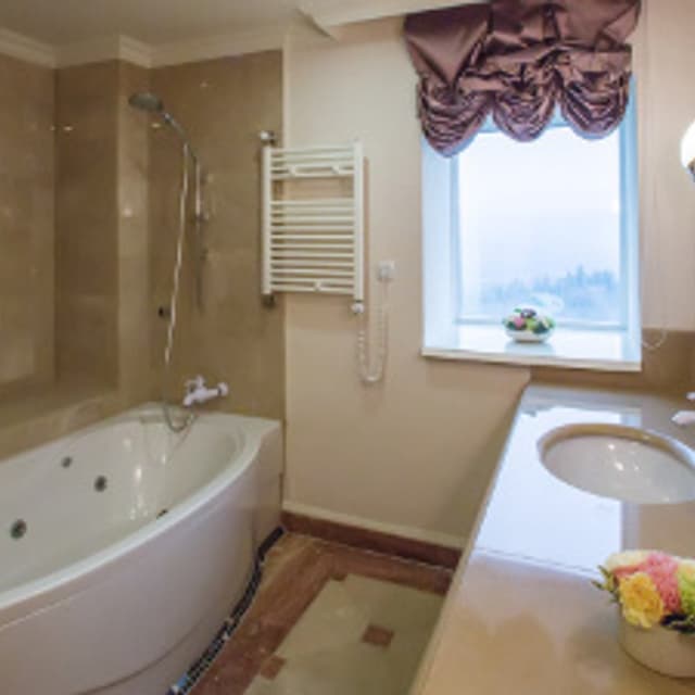 Arredamento Bagni - Stemi - Immagine 1