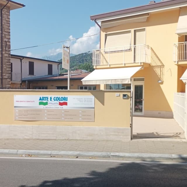 Arte e Colori Pietrasanta - Immagine 1