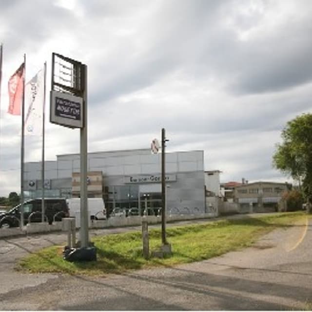 Autocarrozzeria Mosettig - Immagine 1