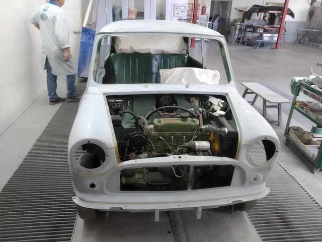 Autocarrozzeria Primavera - Immagine 1