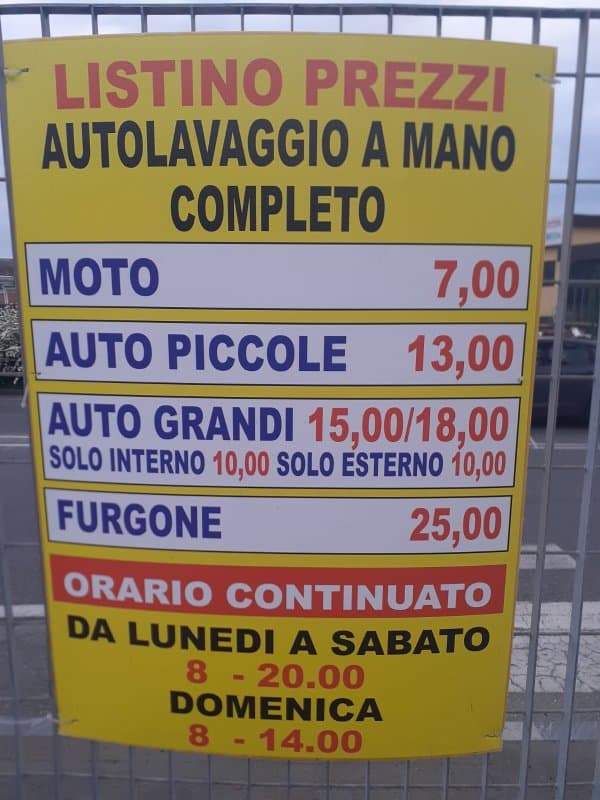 Autolavaggio Brillante - Immagine 1