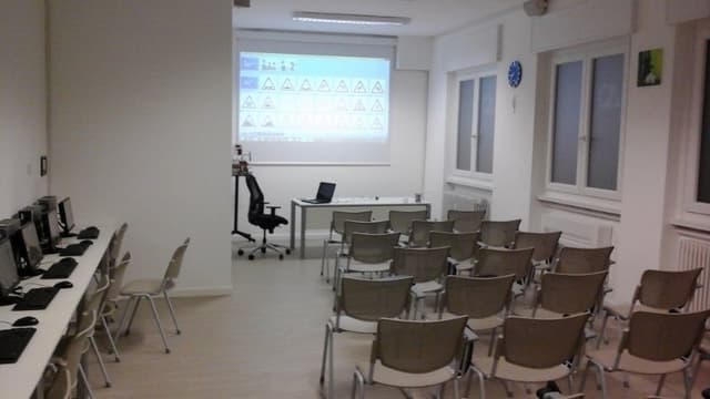 Autoscuola Cristina - Immagine 1