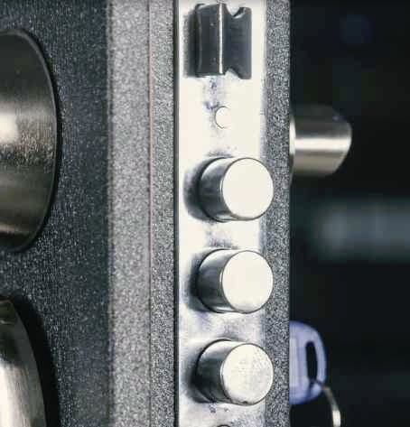 BoxMatic - Automazione e riparazione porte garage sezionali e cancelli - Immagine 2