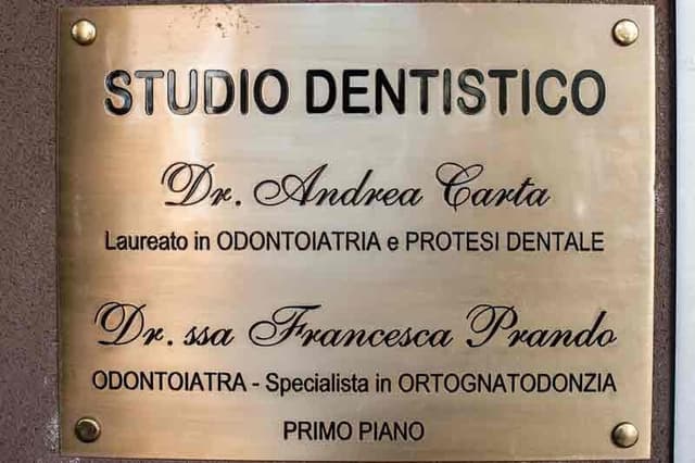 Carta Dr. Andrea Studio Dentistico - Immagine 1