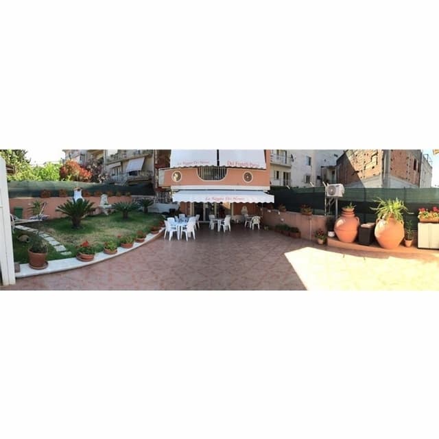 Casa Alloggio per Anziani La Reggia dei Nonni dei F.lli Parisi - Immagine 1