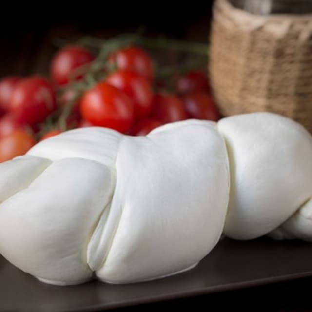Caseificio Podere San Vincenzo Mozzarella di Bufala Dop - Immagine 2