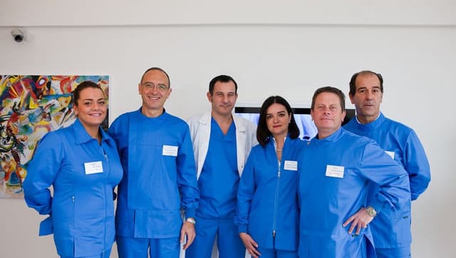 Centro di Odontoiatria Estetica - Immagine 1