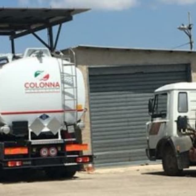 Colonna Carburanti - Immagine 1