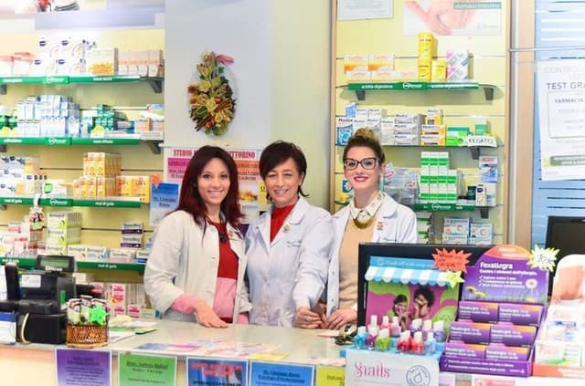 Farmacia Athena - Immagine 1