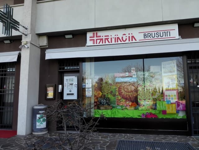 Farmacia Brusutti Stefano & Simonetta - Immagine 2