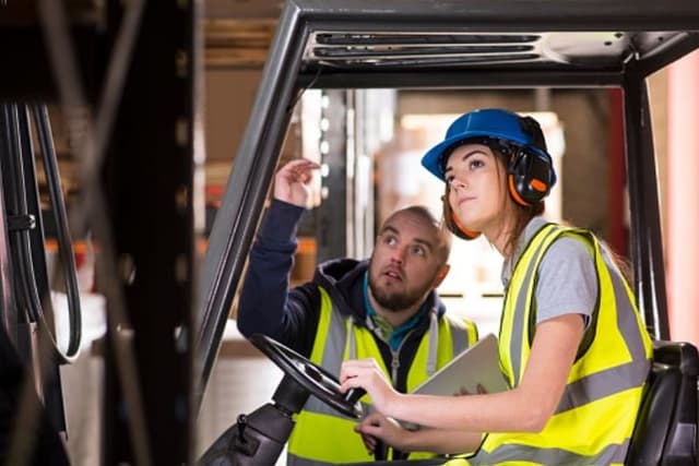 Fortuni Moreno Carrelli Elevatori e Trasportatori - Immagine 1