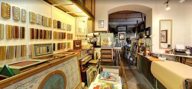 Galleria 82 La Cornice - Immagine 1