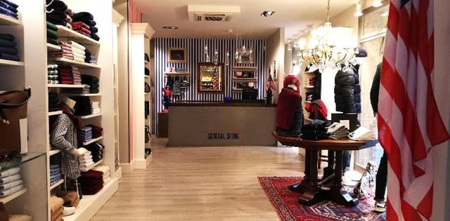 General Store Outlet - Immagine 1