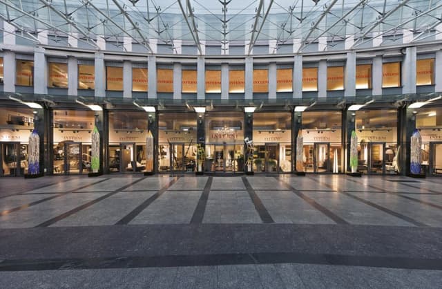 Interni Mobili & Design Spa - Immagine 2